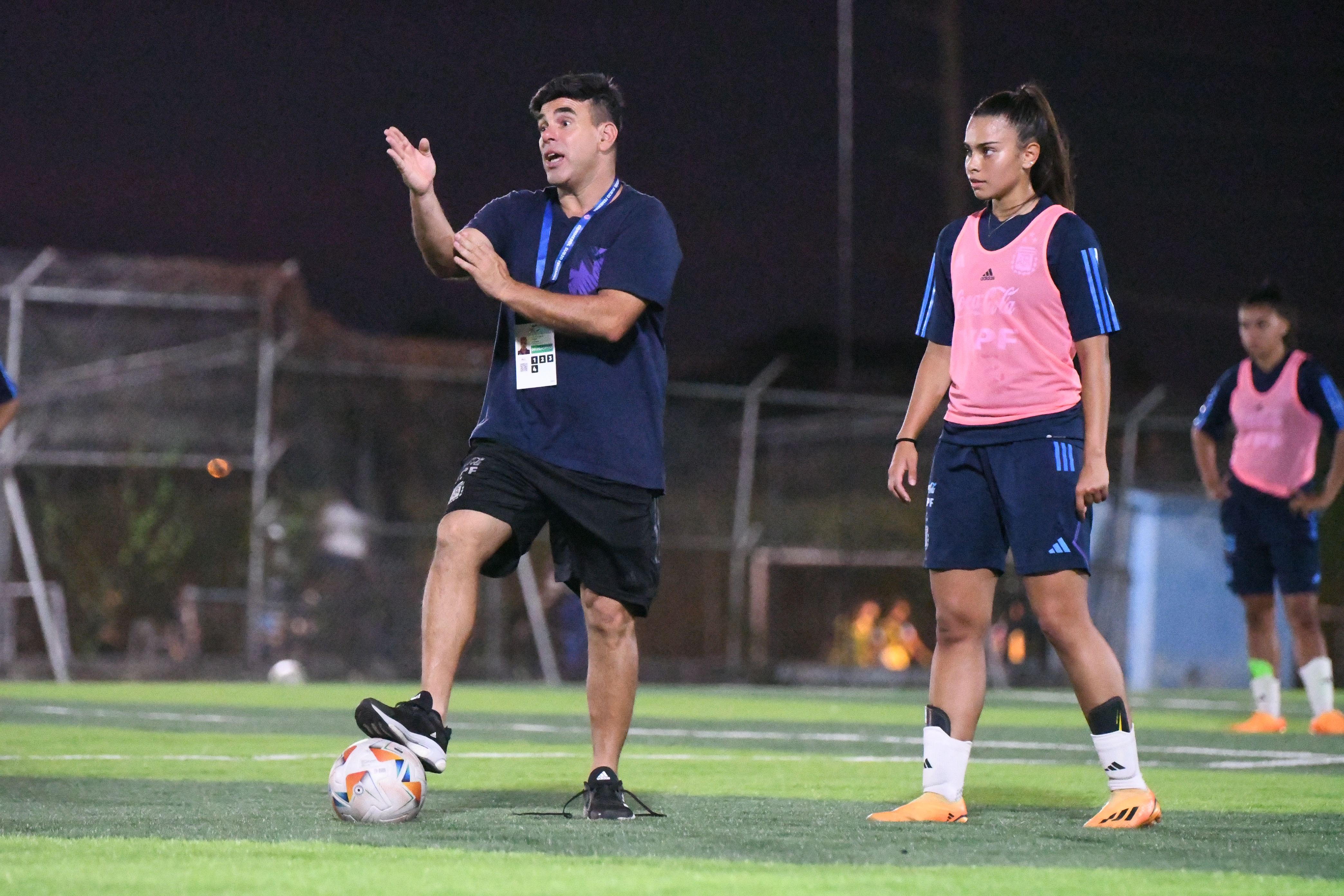 Último entrenamiento antes de enfrentar a Perú 